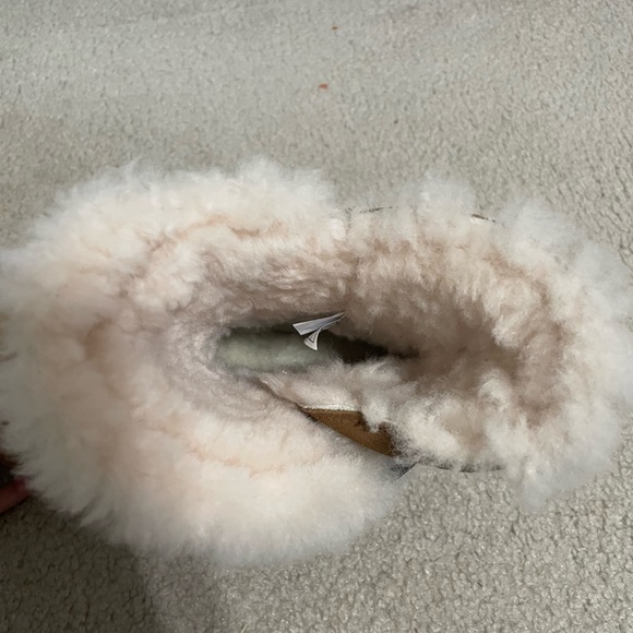 Brand New Ugg Boots - Picture 4 of 5